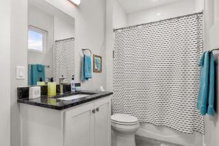 2BR 2BA South Lamar Gem, Near Zilker and Town Lake by Austin Vacay - 1