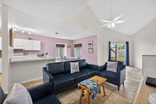 Emerald Escape - 3 Blocks to Beach - 6