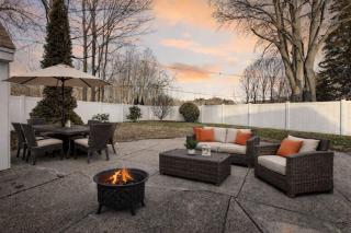 Portsmouth Landing 4BDRM, Modern Escape, Central - 2