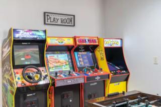 Willis Woods Cabin with Arcades and Fire Pit - 8