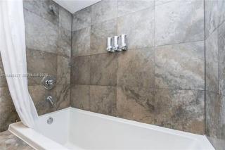 Miami Getaway in Icon Brickel 1BR in Downtown Miami - 5