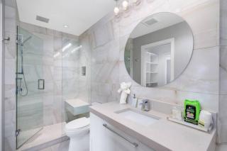 Quiet Kits Oasis. 2BR, Patio and Private Garage - 6