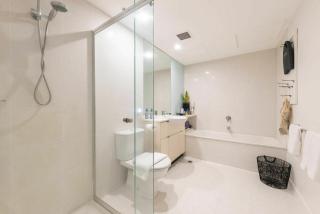 Southbank 2BDR With Views Gym Pool And Sauna - 6