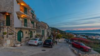 Holiday Home Ane - Makarska by Villas Guide - 9