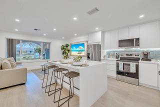 2 Homes Together, HTD pool, Jacuzzi, Fire pit - 8