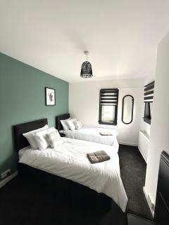 Cosy central house in St Andrews - close to golf, beach, university and free parking - 3