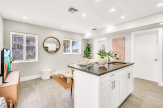Loggerhead 102, 2BR Oceanfront, Heated Pool - 0