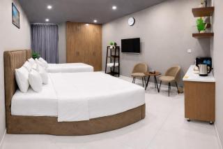 Jannat's Inn & Suites - 3