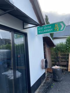 Cosy nap under the Paps - 4