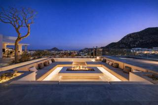 CABO M201B Luxury Corner Studio - 9