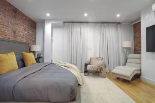 Royce Circle Suites - 5