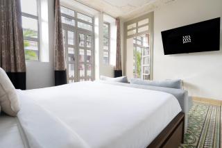 AmazINN Places Rooftop and Jacuzzi IV - 7