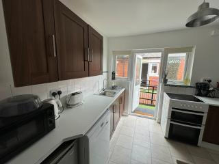 Lushlets City Centre house sleeps 35 - 2