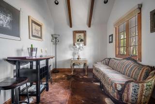 Charming Cottages steps from Messina Hof Wine Tast - 5