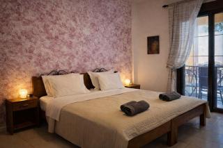 Villa Partheniou & Garden - 7