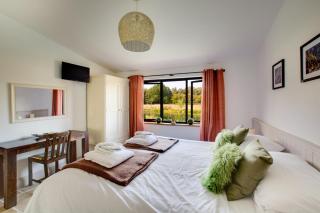 5 Bed in Briston oc-1875 - 3