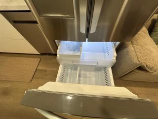 Private & Modern Lower Level Suite - 4