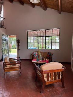 Hermosa casa de campo - 9