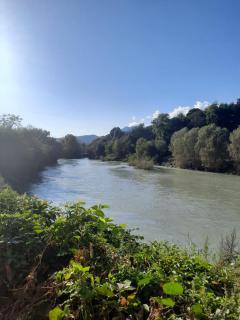 Bilocale con box auto vicino al centro di Ivrea - 3