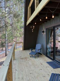 Cozy Cabin Retreat - Relax & Unwind in Wytheville - 6