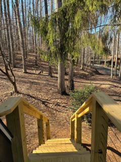 Cozy Cabin Retreat - Relax & Unwind in Wytheville - 5