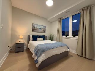 West Queen 3BR Premium Residence - 1