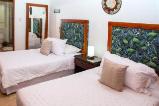 Luxury 5 Bedroom House in the Old City - 8