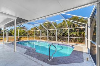 The Cape Escape- Beautiful 3 BR Home Heated Pool - 0