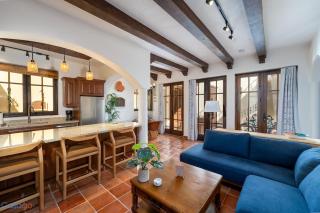 Welcome to Casa Verde, a brand-new, beautifully remodeled one-bedroom home. - 9