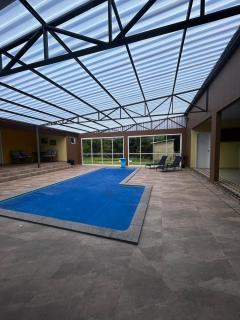 Casa com piscina coberta e aquecida do Magrão - 3