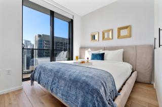 MVR - Walkable Downtown Gem with Breathtaking Views - 8