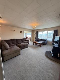 Central Whitianga Bach - 1