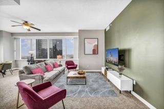 Stunning 11th Floor Corner Unit w/Amazing DT Views - 9