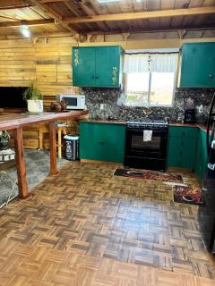 3 bedroom Pagoda cabin, private garden - 8