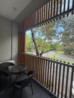 Melrose Apartments - 3