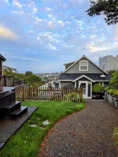 Castello Del Mare - Ocean views Hot tub Dogs OK - 5