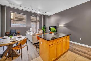 The Playhouse Suites 1BD | Parking | Downtown - 2