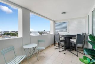 "Cairns Sky" A Central Resort-style Retreat - 9