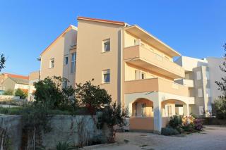 Apartment Novalja 9403b - 9