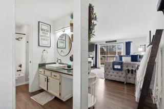 TaneyCoMo Topia Quaint Studio - 6