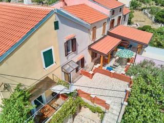Holiday house with a parking space Stivan, Cres - 25073 - 5