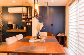 Peaceful 1BR Retreat Walk to Beach & Downtown - 7