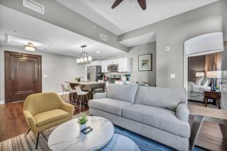 Gorgeous Downtown Flat| Parking•Gym•Security - 5