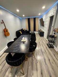 EWRBNB - Private Bedroom in Well sized Shared Apartment - 1 - 4