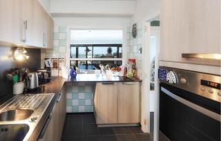 2 Bedroom Amazing Apartment In Oostende - 4