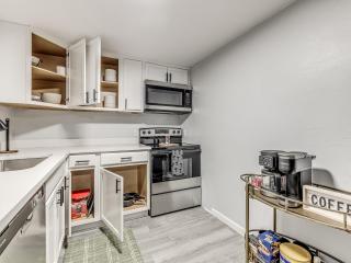 Plaza Pair OKC Two - 8