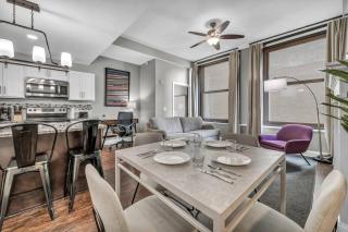 Elegant 2BD Condo in the Heart of Downtown • Gym - 2