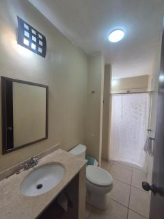 Amplio depto en el corazón comercial de Boca - 6