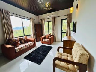 Ella Mandakin Hotel - 9