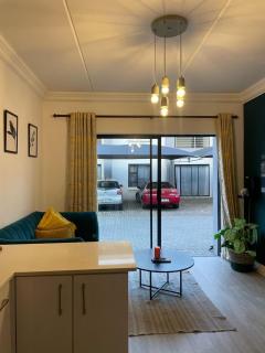 L&K Luxury Stays Rivonia - 7